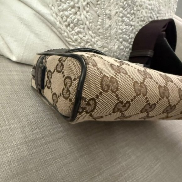 Gucci Beige and Brown Monogram Bag - Picture 8 of 16